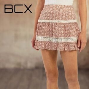 BCX Juniors' Printed Lace Accent Pull-On Swingy Tiered Skirt NWT/XL Jr
